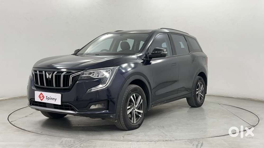 Mahindra Xuv700 2.0 Ax 5 Petrol Mt 7 Str, 2022, Petrol