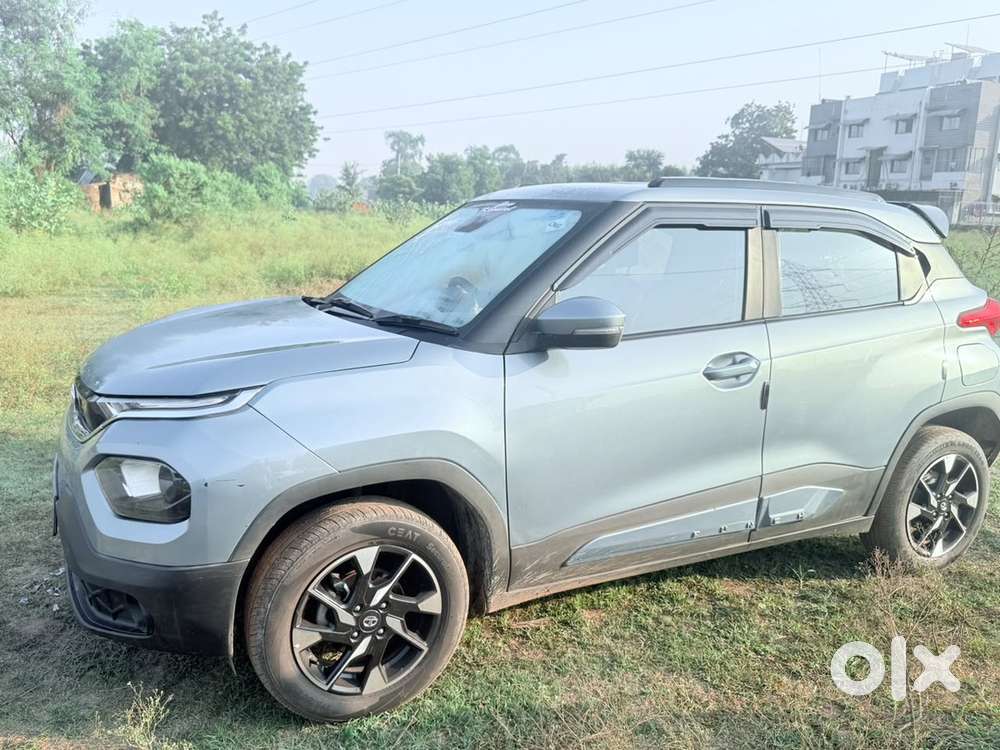 2023 Tata Punch Dazzle Mt Sunroof