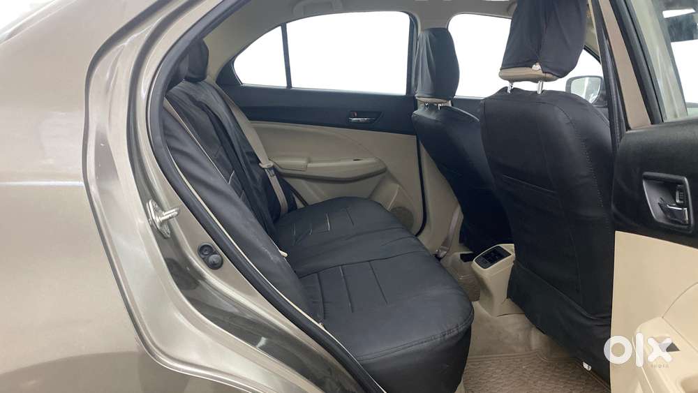 Maruti Suzuki Swift Dzire Amt Vxi, 2017, Petrol