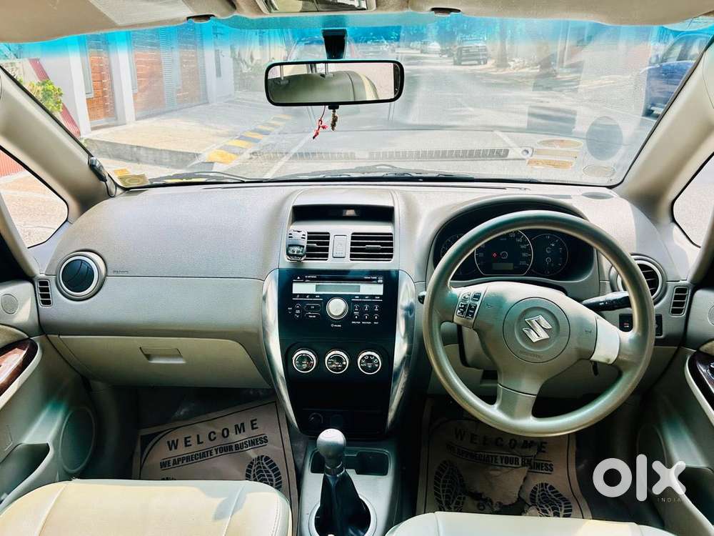 Maruti Suzuki Sx4 Zxi, 2011, Petrol