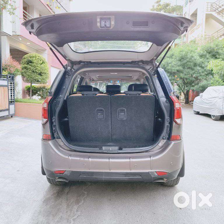 Mahindra Xuv500 W9 1.99, 2019, Diesel