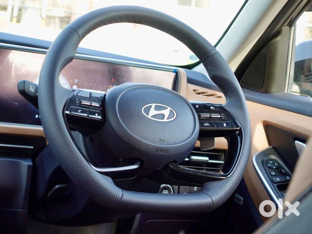 Hyundai Alcazar Signature 1.5 Petrol Dct 7str, 2025, Petrol