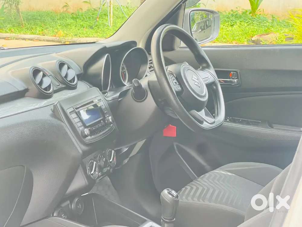 Maruti Suzuki Swift Vxi 2019