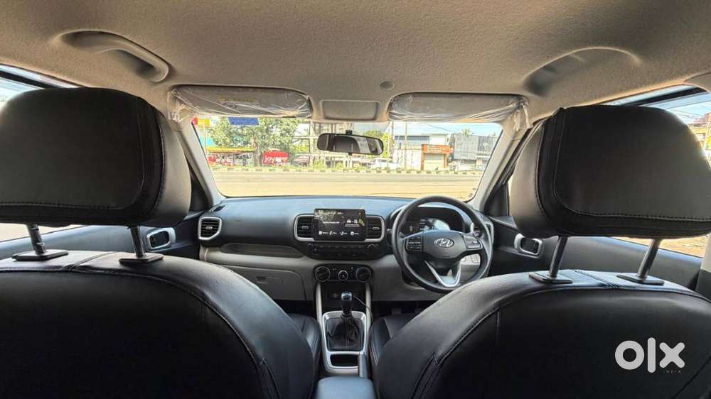 Hyundai Venue 1.2 Kappa Mt S(o) &ndash; 2025 Model | Mint Condition |