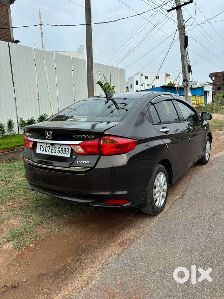 Honda City 2015 Petrol Varient Well Maintained