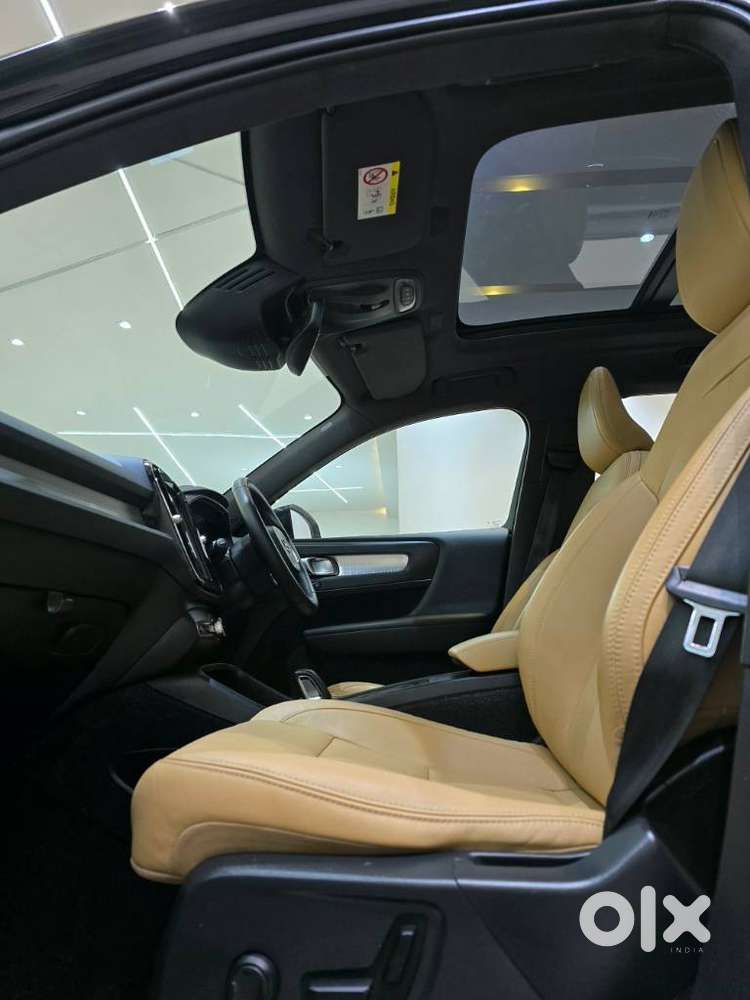 Volvo Xc40 D4 Momentum, 2019, Diesel