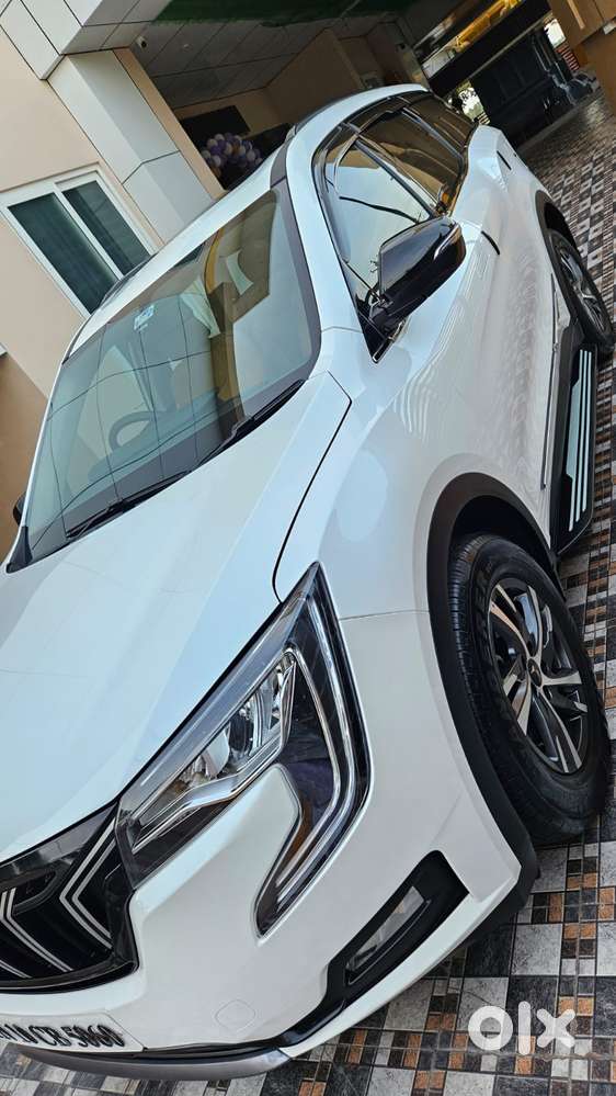 Mahindra Xuv700 2.2 Ax 7 Diesel At Str, 2015, Diesel