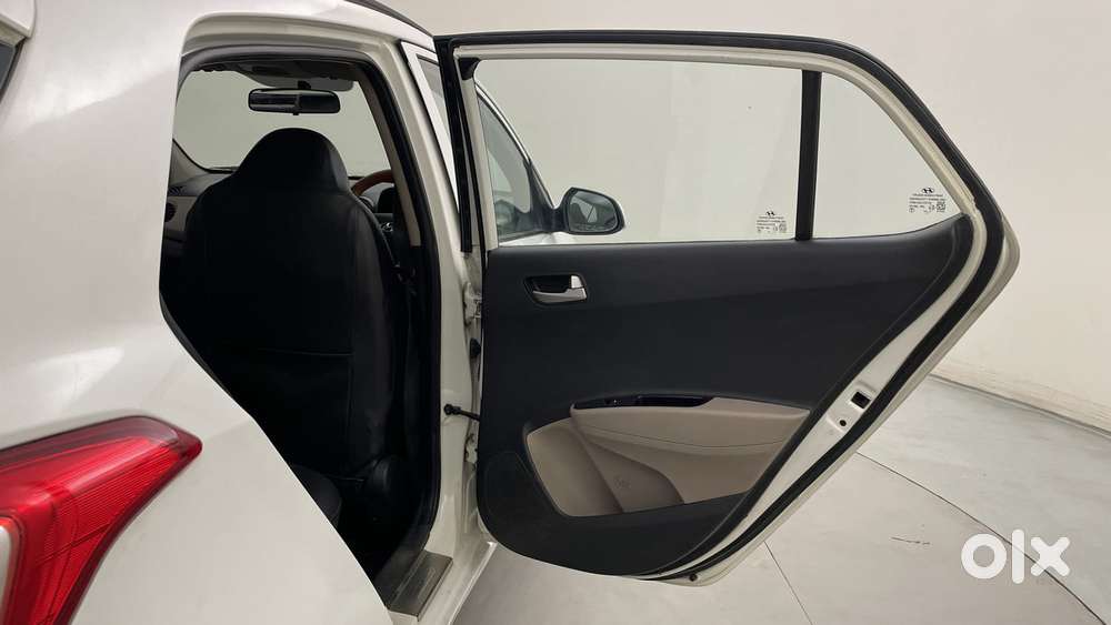 Hyundai Grand I10 1.2 Kappa Asta At Vtvt, 2015, Petrol