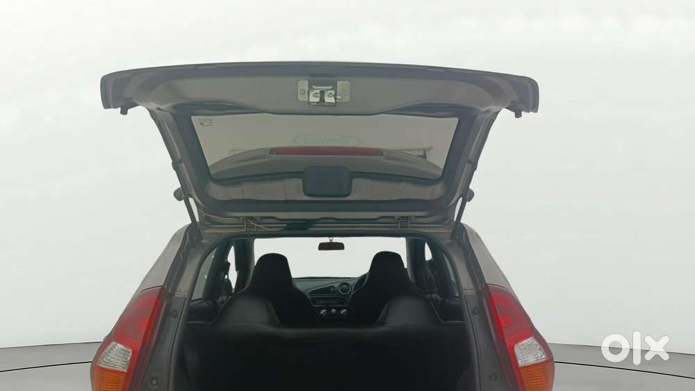 Datsun Redigo T Option, 2018, Petrol