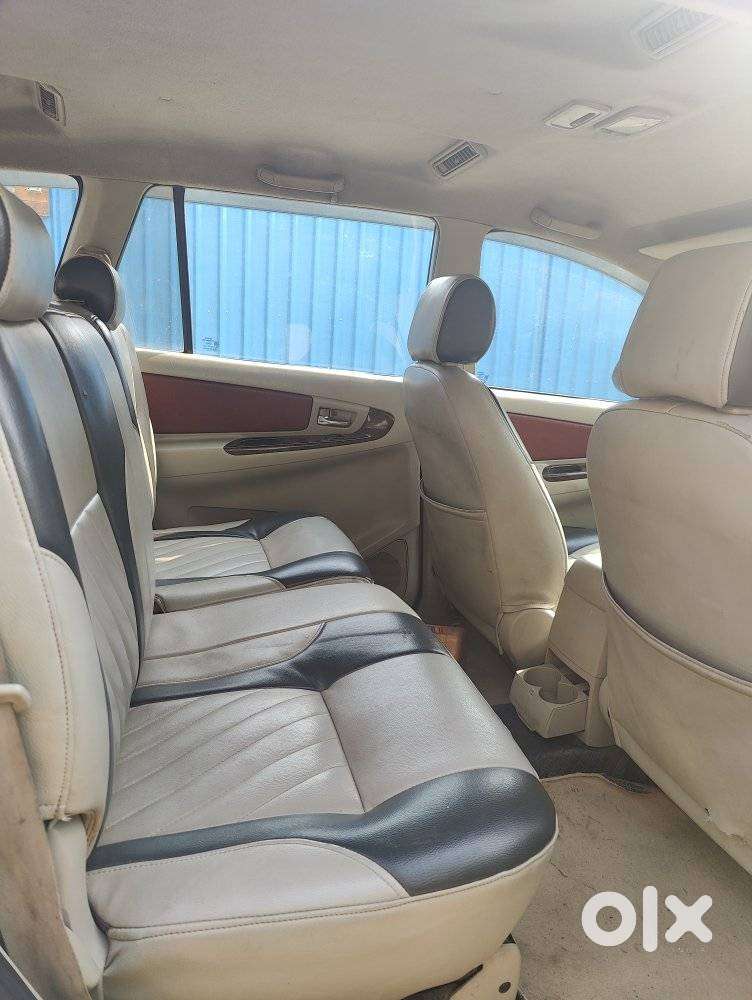Toyota Innova 2.5 Vx 8 Str, 2012, Diesel