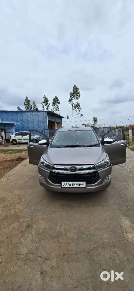 Toyota Innova Crysta 2.8z 2018