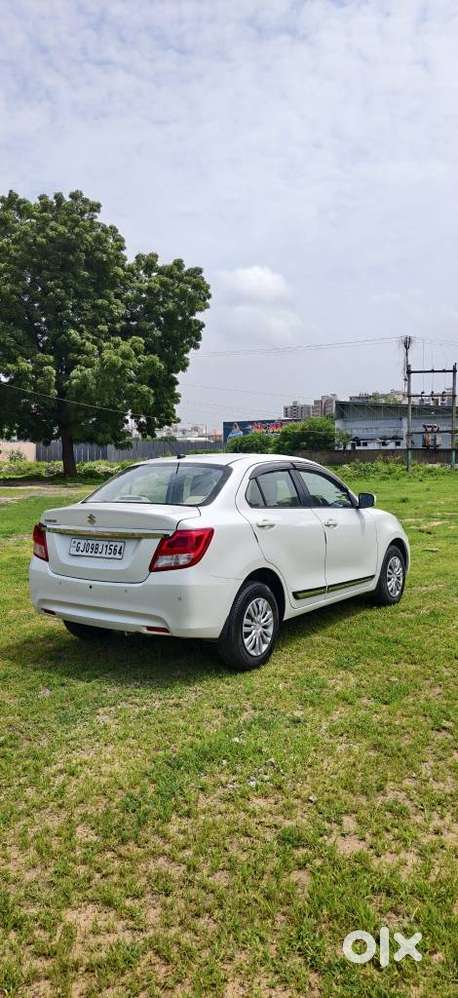 Maruti Suzuki Dzire 1.2 Vxi Amt, 2021, Petrol