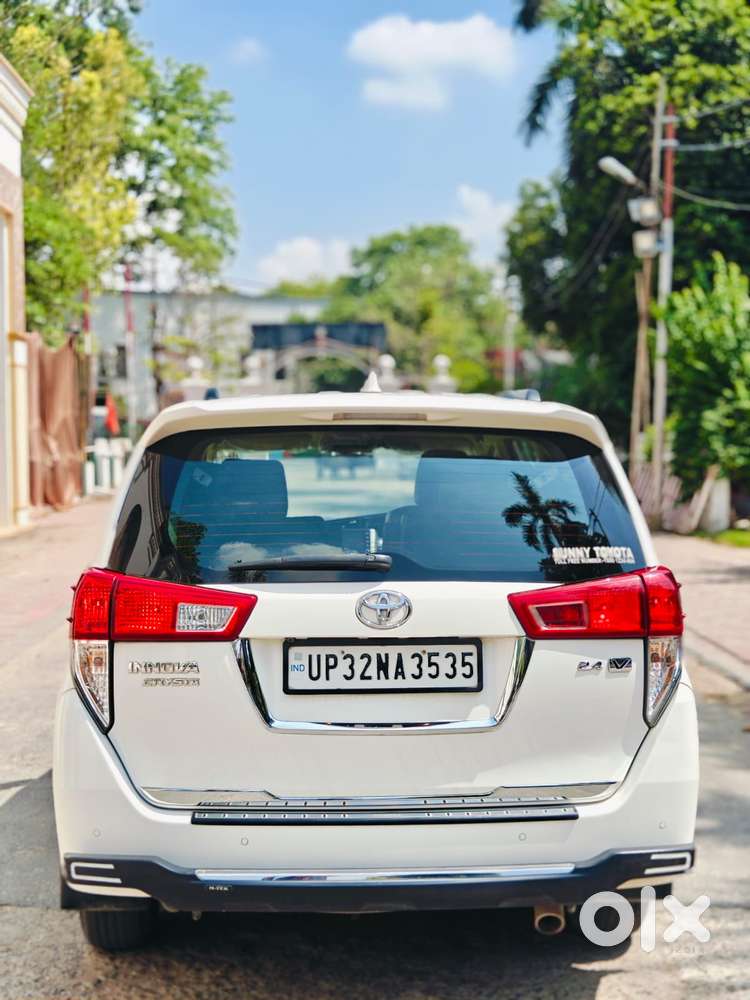 Toyota Innova Crysta 2.4 V, 2022, Diesel