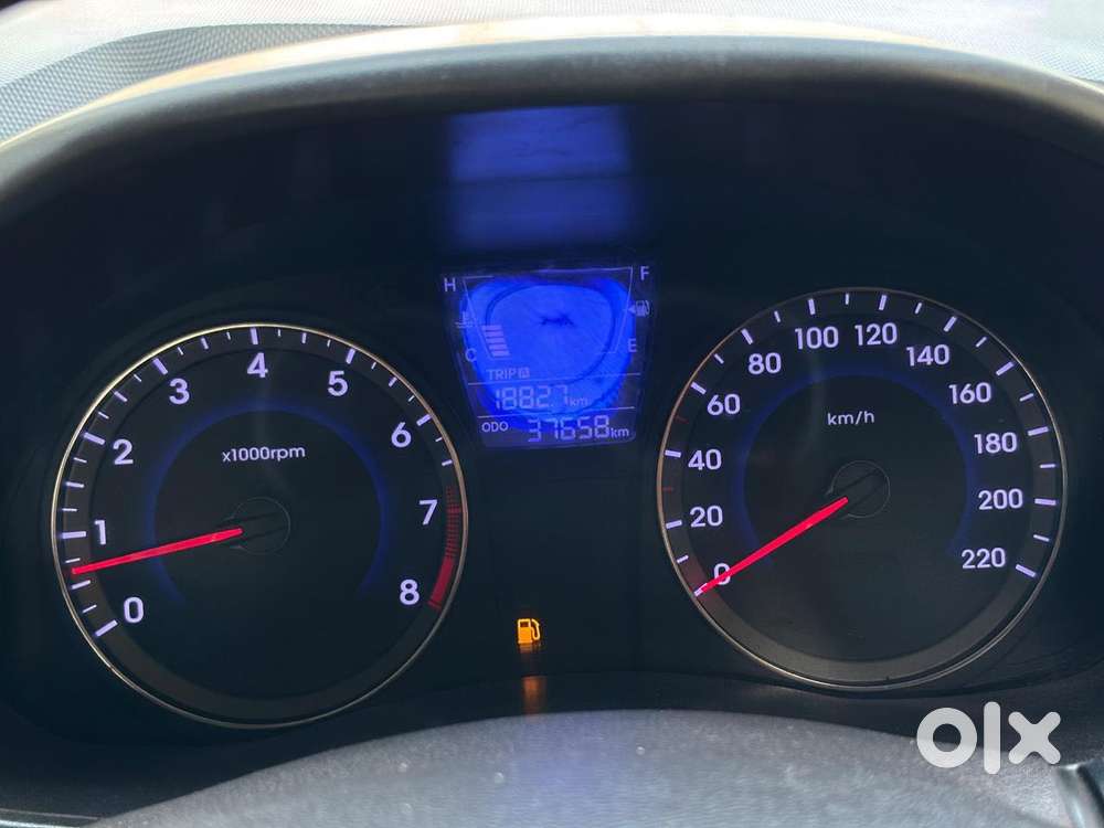 Hyundai Verna 1.6 Vtvt S Option, 2016, Petrol