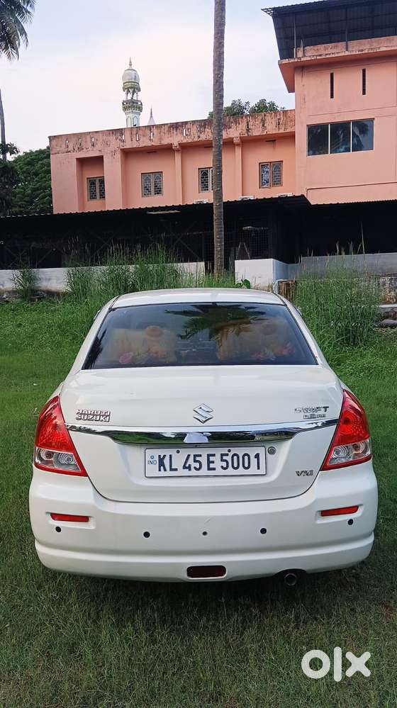 Maruti Suzuki Swift Dzire 1.2 Vxi Bsiv, 2011, Petrol