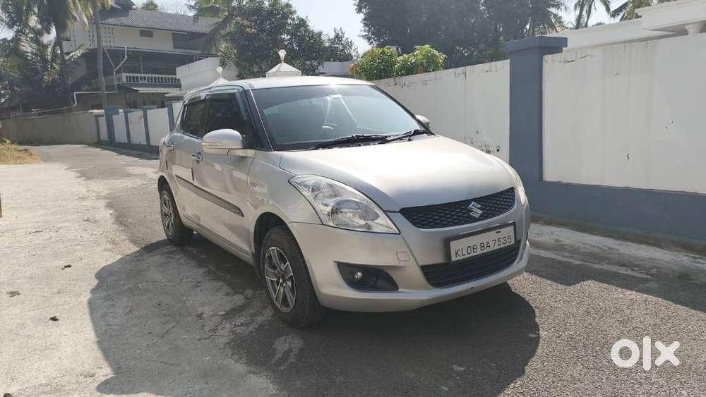 Maruti Suzuki Swift Vxi + Manual, 2013, Petrol