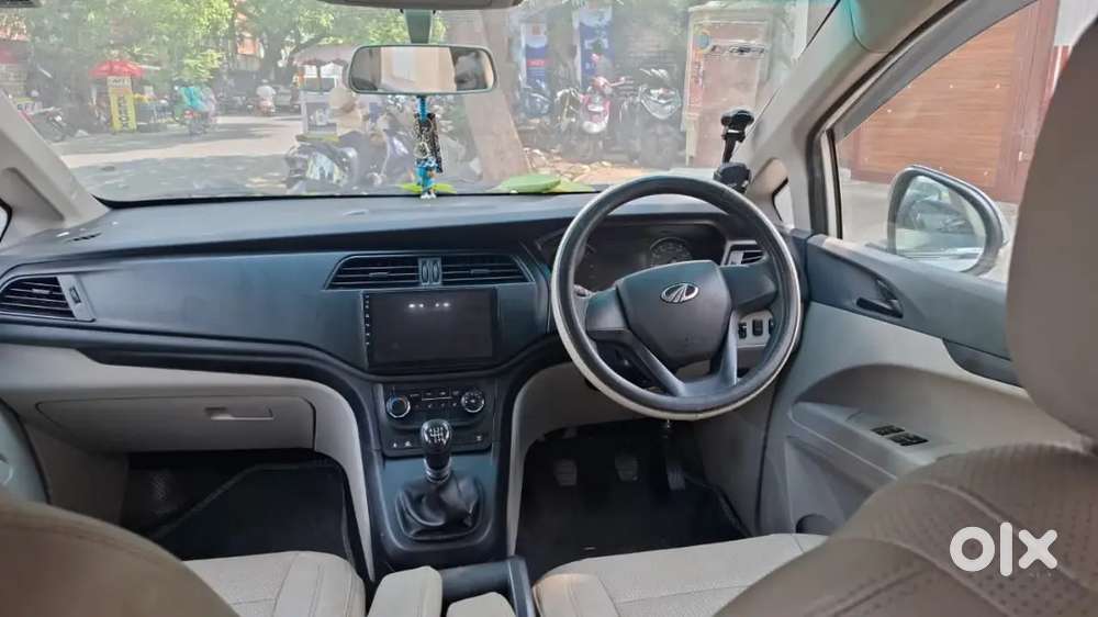 Mahindra Marazzo M2 Diesel 2022