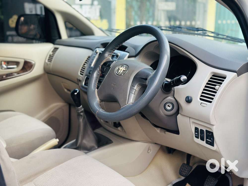 Toyota Innova 2.5 V 7 Str, 2012, Diesel