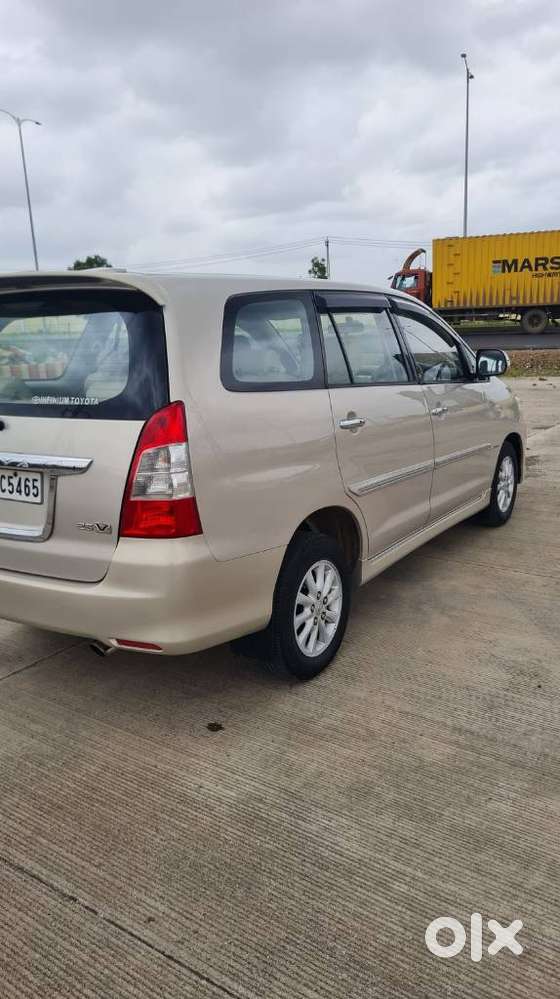 Toyota Innova 2.0 V, 2013, Diesel