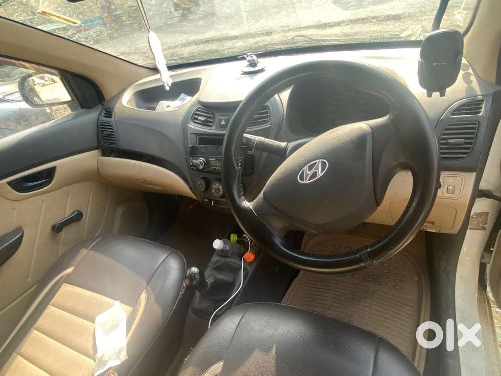 Hyundai Eon 2012 Petrol Well Maintained
