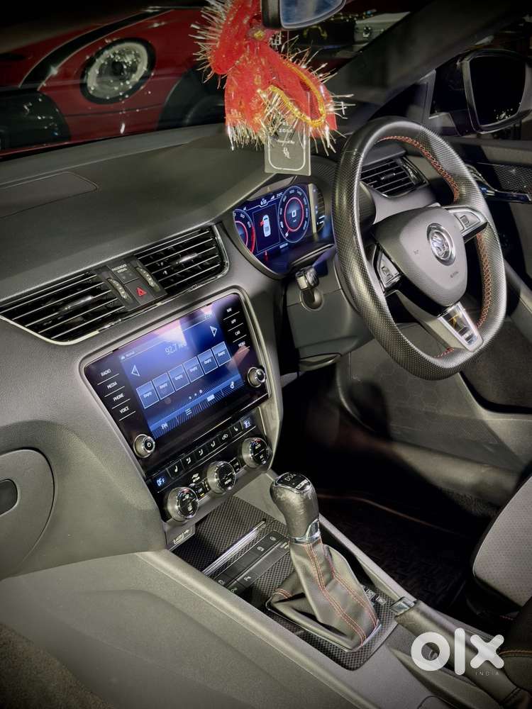 Skoda Octavia 2.0 Rs 245 Tsi, 2020, Petrol