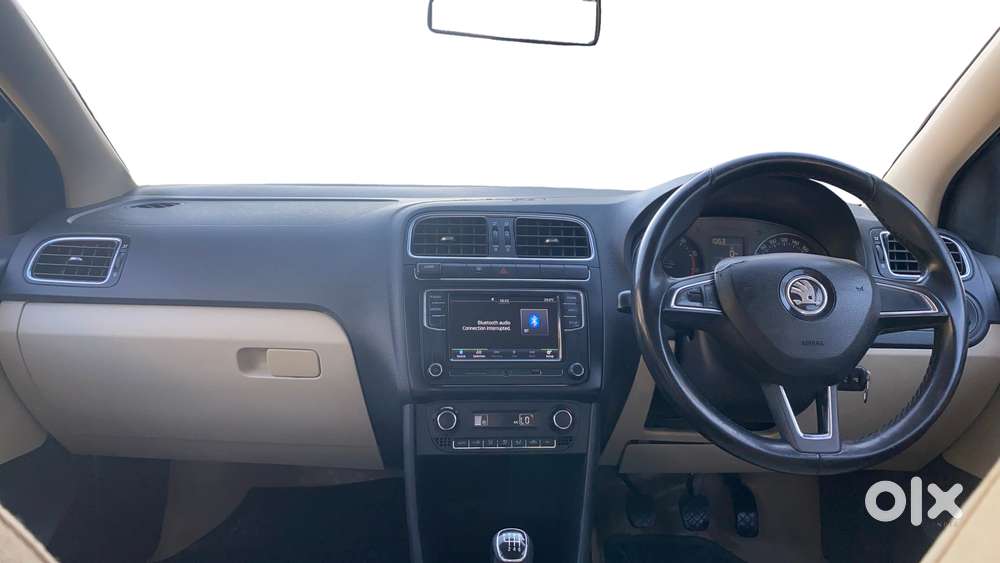 Skoda Rapid 1.0 Ambition Tsi, 2020, Petrol