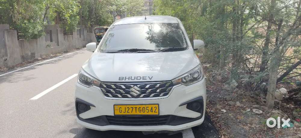 Maruti Suzuki Ertiga Vxi 2025