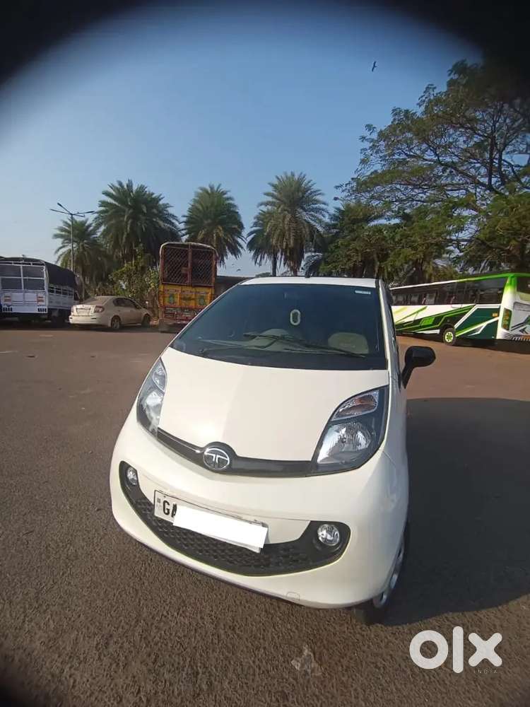 Nano Auto With Sunroof