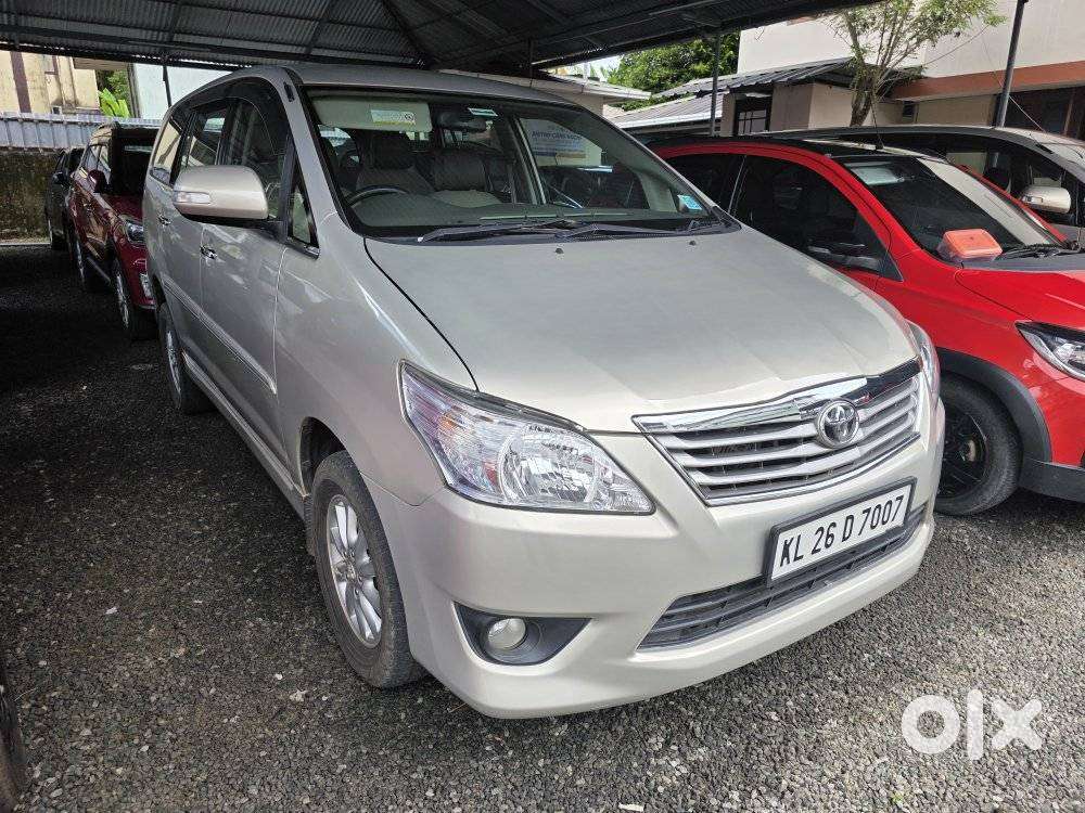 Toyota Innova 2.5 V 7 Str, 2013, Diesel