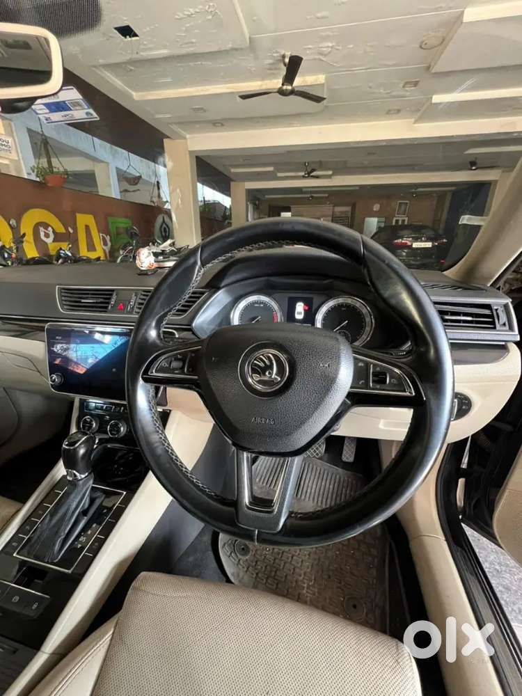 Skoda Superb 2018 Petrol