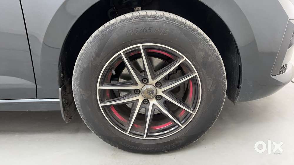 Skoda Slavia Active 1.0l Tsi Mt, 2022, Petrol