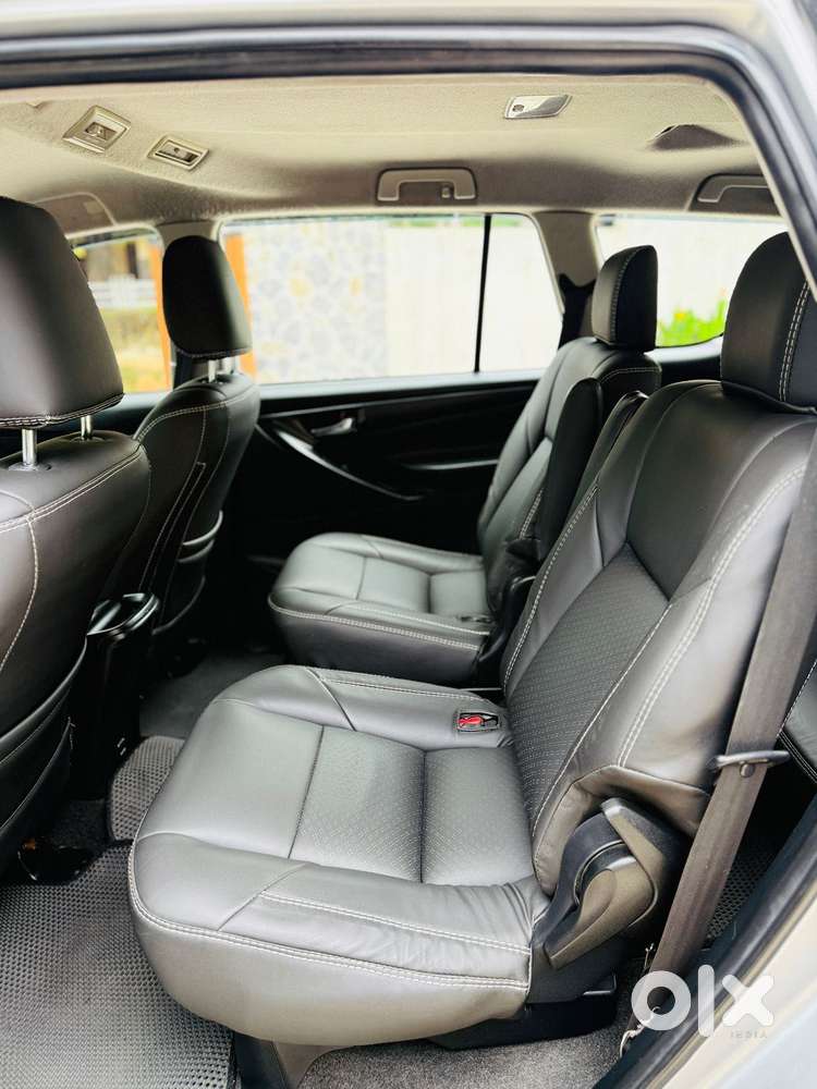Toyota Innova Crysta 2.4 Gx Mt, 2017, Diesel