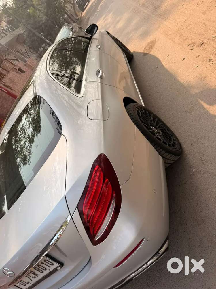 Mercedes E 200
