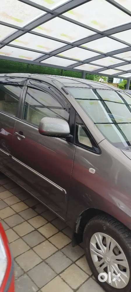 Toyota Innova 2012 2nd Owner