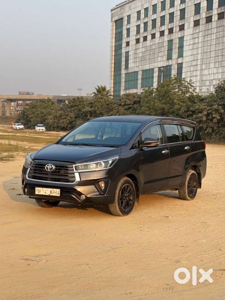 Toyota Innova Crysta 2.4 V, 2018