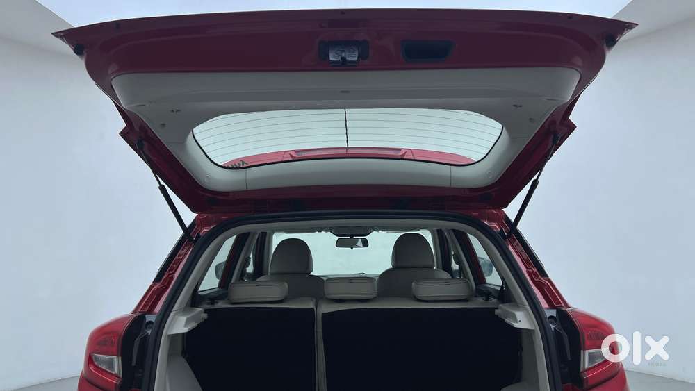 Mahindra Xuv300 W8 Amt Diesel, 2021, Diesel