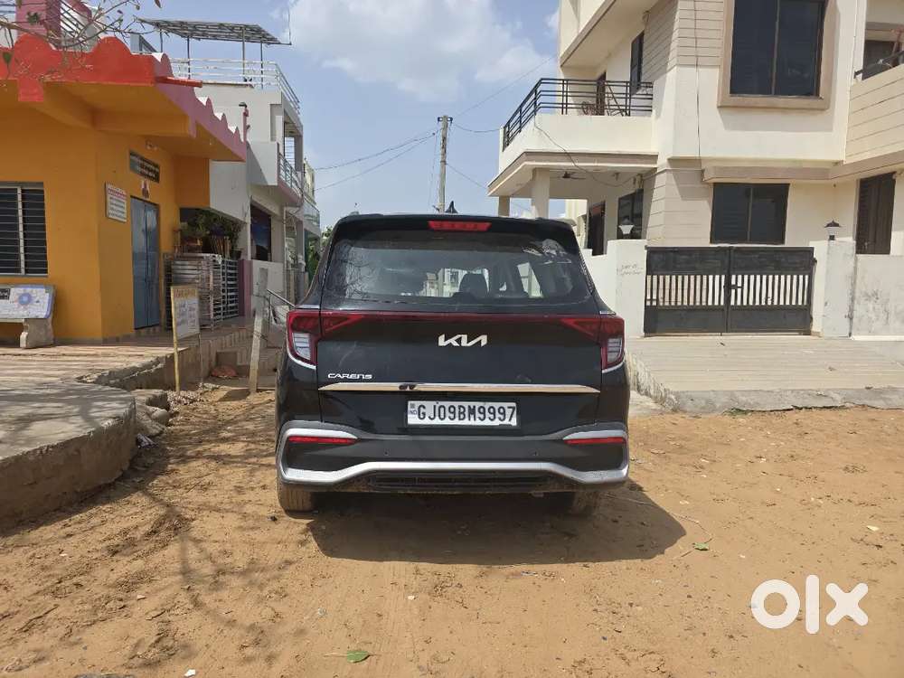 Kia Carens 2024 Petrol 44000 Km Driven