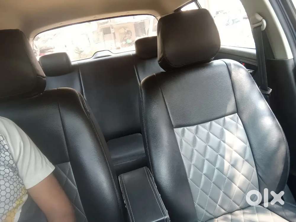 Maruti Suzuki Swift 2012 Petrol 93000 Km Driven