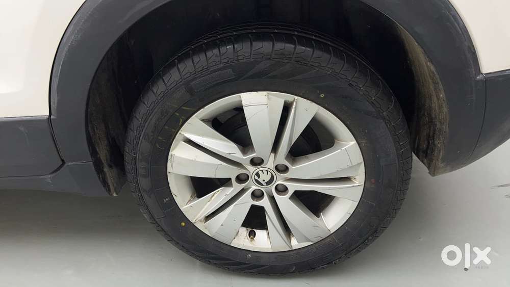 Skoda Kushaq Ambition 1.0l Tsi Mt, 2021, Petrol