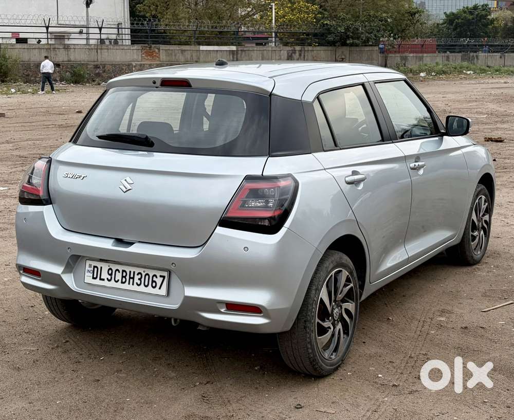 Maruti Suzuki New-gen Swift Zxi, 2025, Petrol
