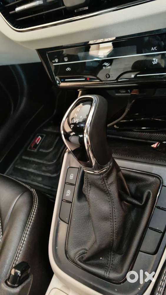 Skoda Slavia 1.0 Ambition Tsi At, 2025, Petrol