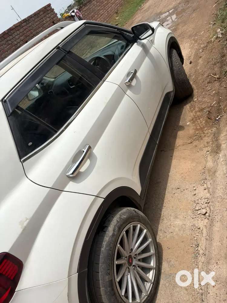 Hyundai Venue Diesel 1st Owner 2020