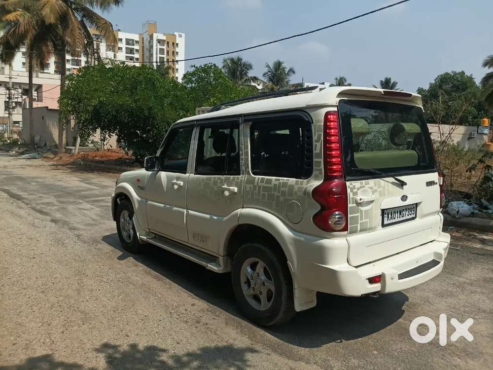 Well Maintained Top End Model You Cannot Find A Good Car Than This