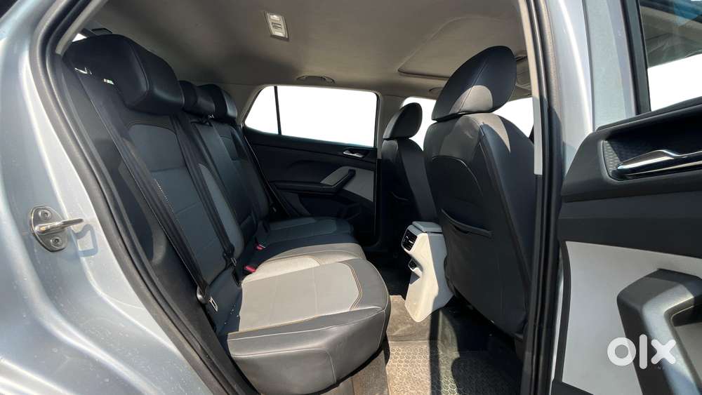 Skoda Kushaq 1.0 Tsi Style At, 2023, Petrol
