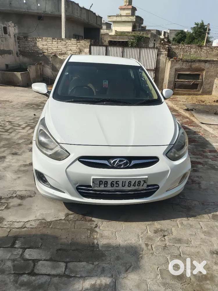 Hyundai Verna 2013 Diesel Manual