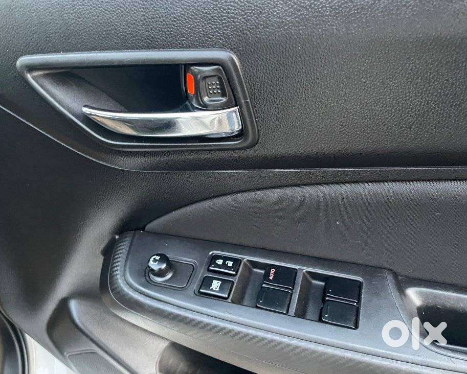 Maruti Suzuki Swift 1.2 Vxi (o), 2023, Petrol