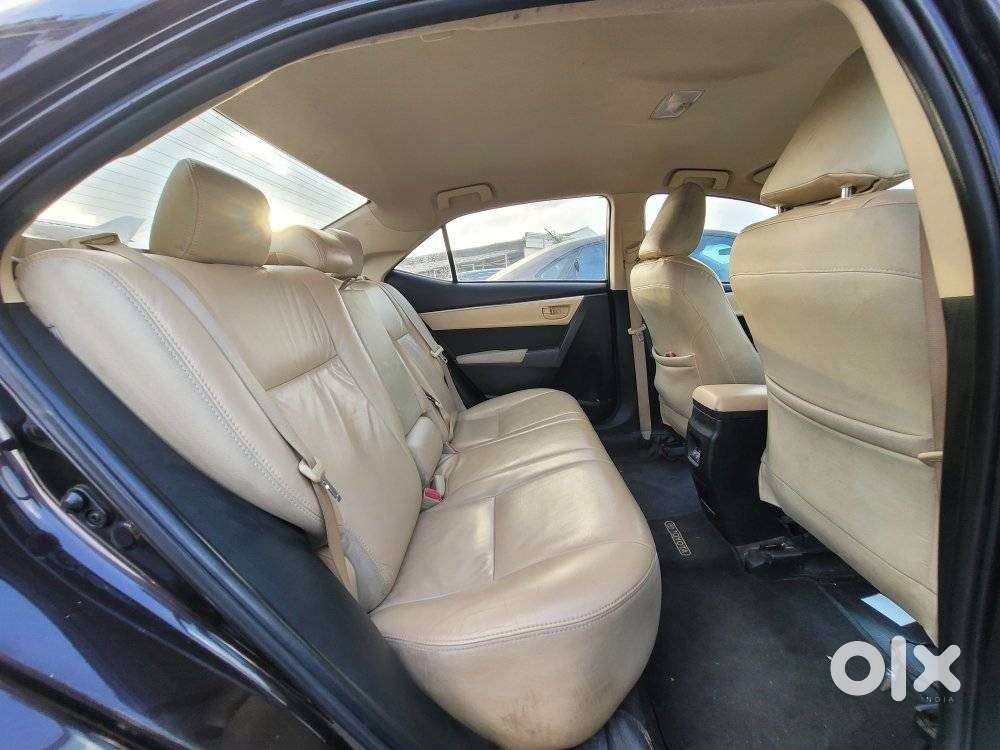 Toyota Corolla Altis 1.8 J, 2018, Petrol