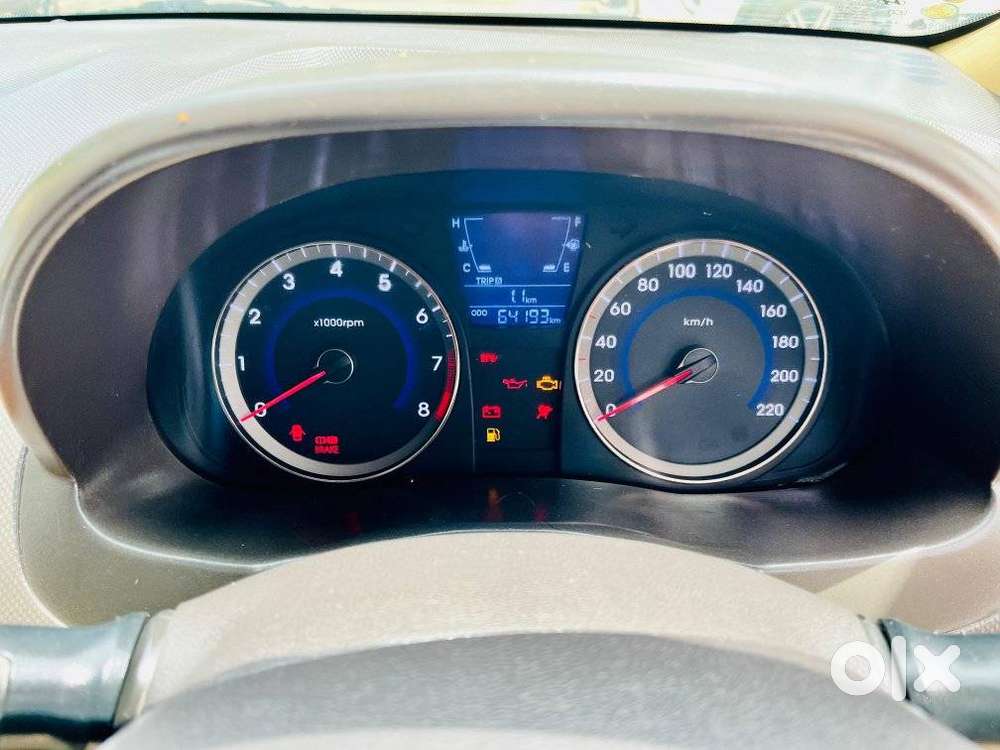 Hyundai Verna 1.6 Sx Vtvt, 2012, Petrol