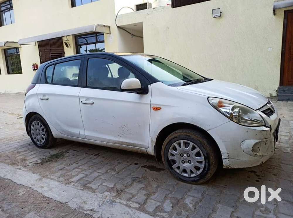 Hyundai I20 Petrol Manual 2010