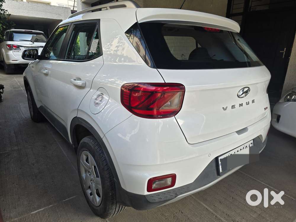Hyundai Venue S Mt Turbo Gdi 1.0l, 2020, Petrol